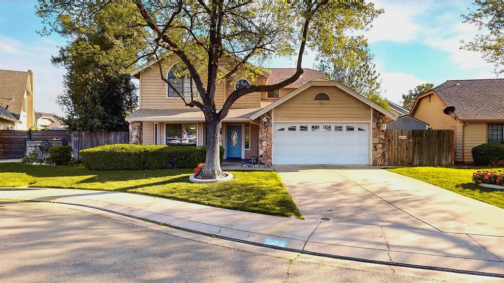 2712 Rriver Valley Cir, Modesto, CA 95351