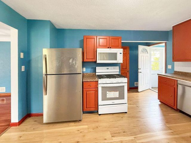 101 Wheelock Parkway W, Saint Paul, MN 55117