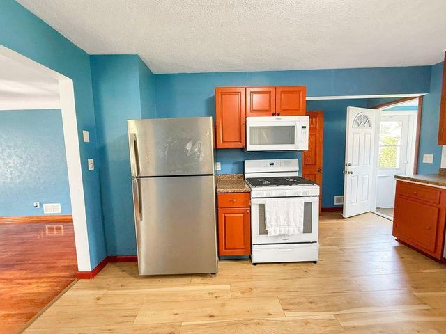 101 Wheelock Parkway W, Saint Paul, MN 55117
