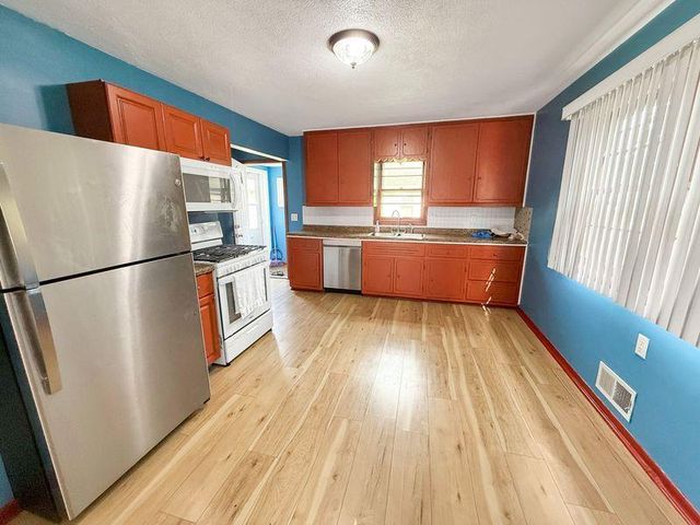 101 Wheelock Parkway W, Saint Paul, MN 55117