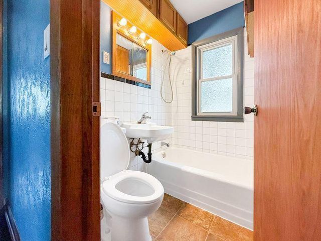 101 Wheelock Parkway W, Saint Paul, MN 55117