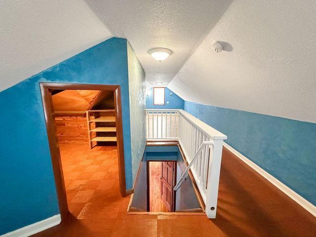 101 Wheelock Parkway W, Saint Paul, MN 55117