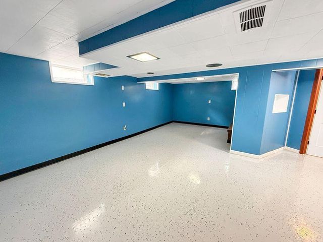 101 Wheelock Parkway W, Saint Paul, MN 55117
