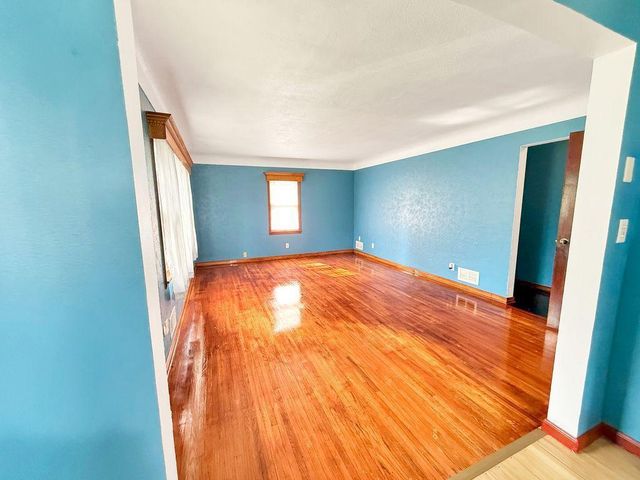 101 Wheelock Parkway W, Saint Paul, MN 55117