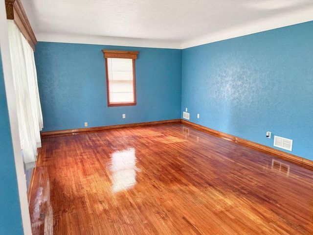 101 Wheelock Parkway W, Saint Paul, MN 55117