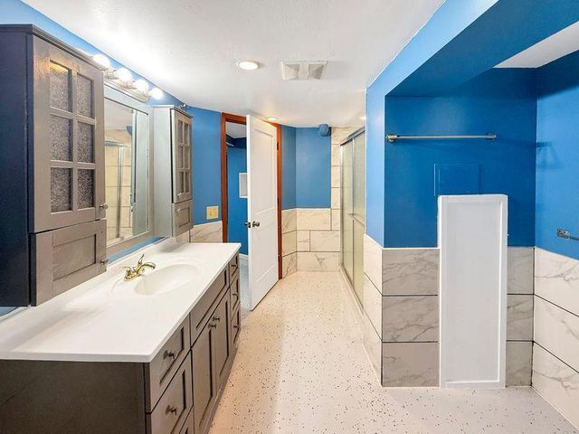 101 Wheelock Parkway W, Saint Paul, MN 55117