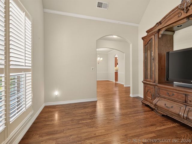 10236 S Evanston Place, Tulsa, OK 74137