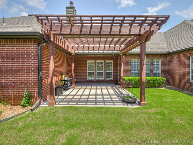 10236 S Evanston Place, Tulsa, OK 74137