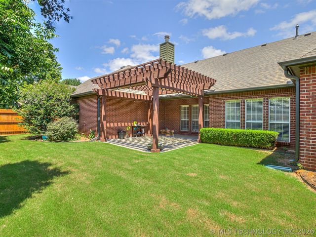 10236 S Evanston Place, Tulsa, OK 74137