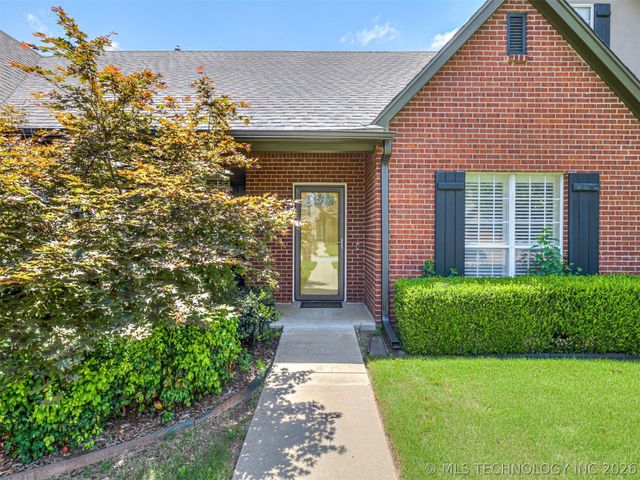 10236 S Evanston Place, Tulsa, OK 74137