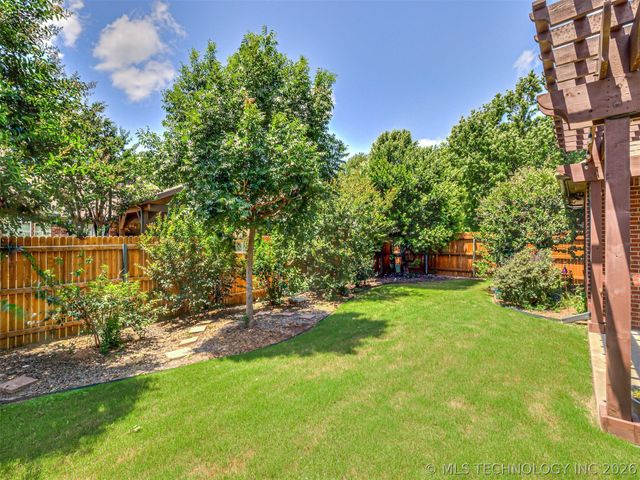 10236 S Evanston Place, Tulsa, OK 74137