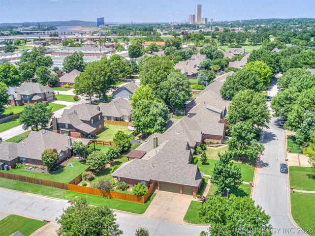 10236 S Evanston Place, Tulsa, OK 74137