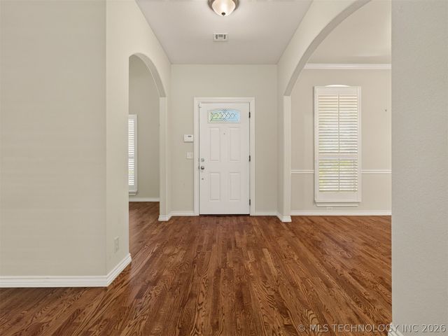 10236 S Evanston Place, Tulsa, OK 74137