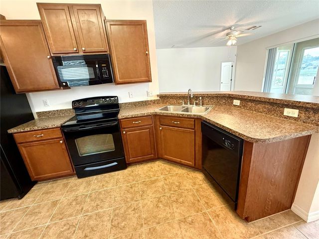 2616 WALDEN WOODS DRIVE, Plant City, FL 33566