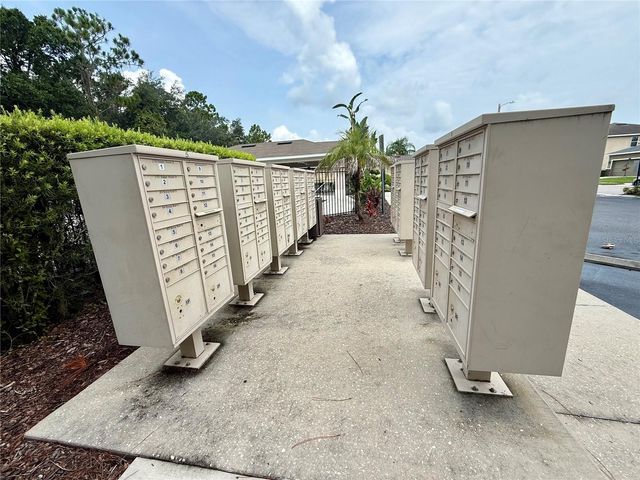 2616 WALDEN WOODS DRIVE, Plant City, FL 33566