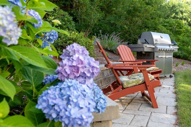 23 Woodsong, Plymouth, MA 02360