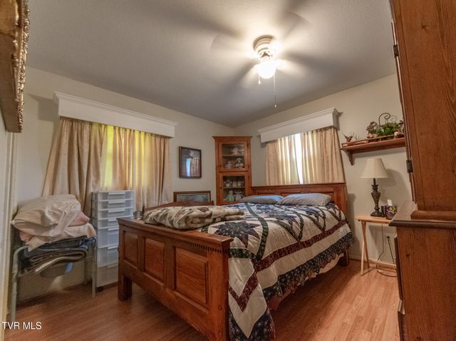 3713 Bluefield Drive, Johnson City, TN 37601