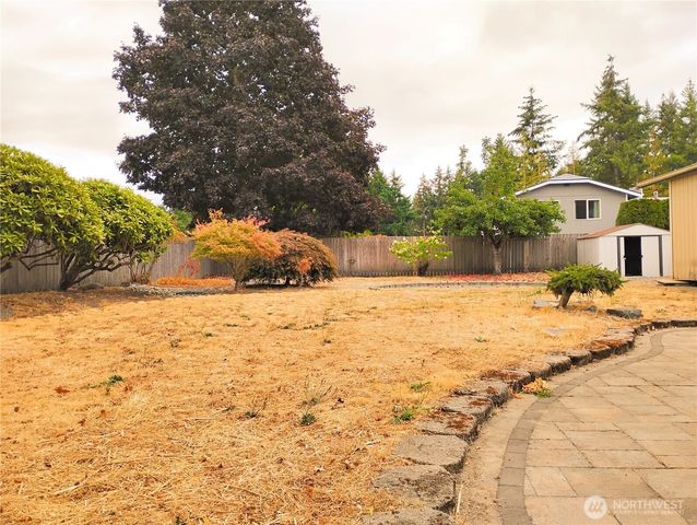 15103 Westmore Drive E, Puyallup, WA 98374