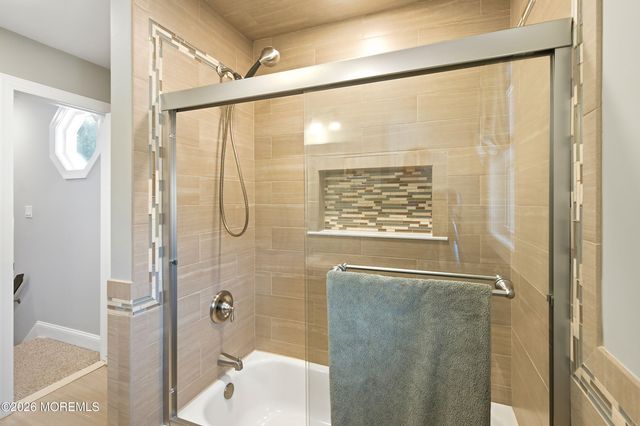 888 Briarcliff Drive, Toms River, NJ 08753
