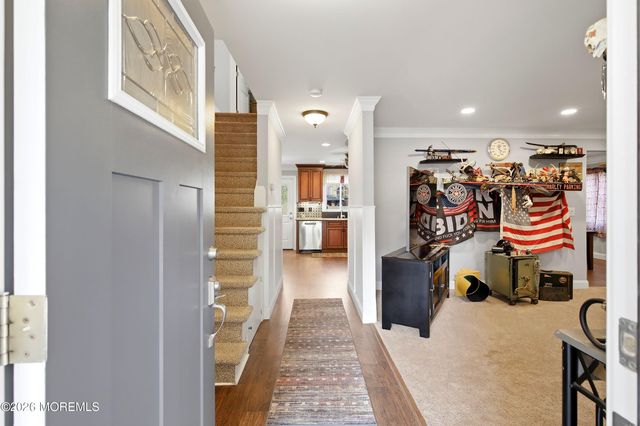888 Briarcliff Drive, Toms River, NJ 08753