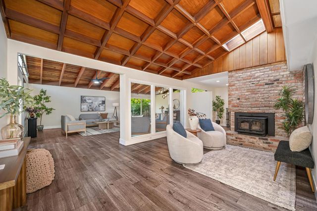 4119 Beresford way, Sacramento, CA 95821