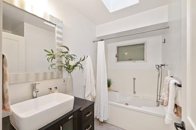4119 Beresford way, Sacramento, CA 95821