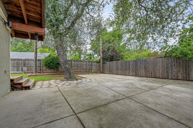 4119 Beresford way, Sacramento, CA 95821