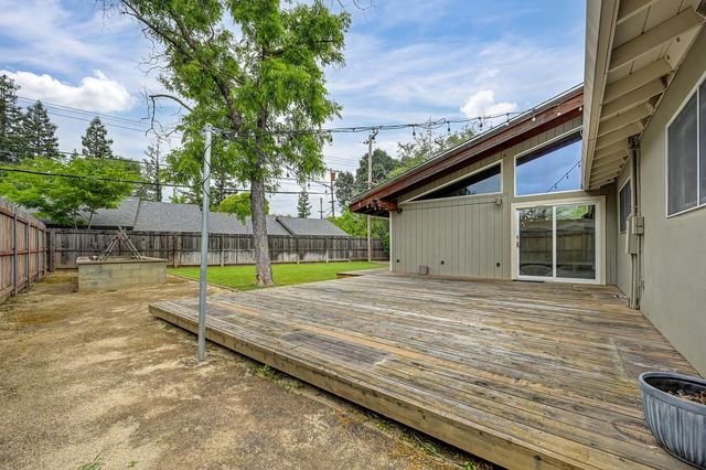 4119 Beresford way, Sacramento, CA 95821