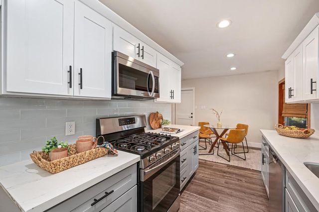 4119 Beresford way, Sacramento, CA 95821