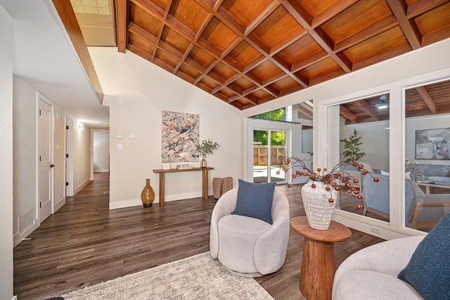 4119 Beresford way, Sacramento, CA 95821
