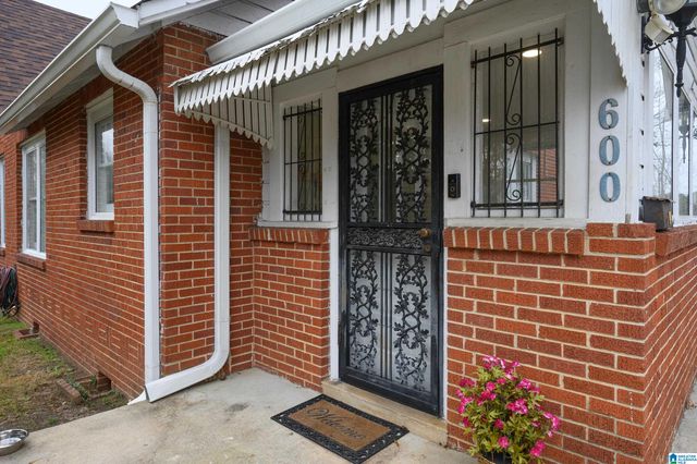 600 7TH STREET N, Clanton, AL 35045