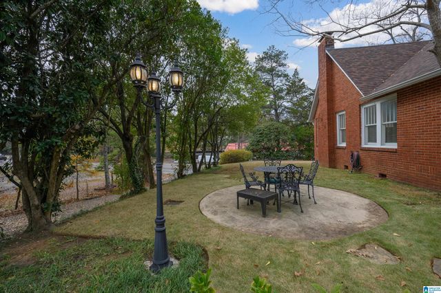 600 7TH STREET N, Clanton, AL 35045