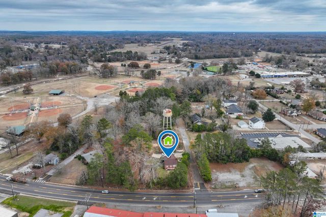 600 7TH STREET N, Clanton, AL 35045