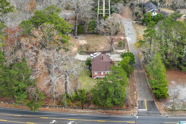 600 7TH STREET N, Clanton, AL 35045