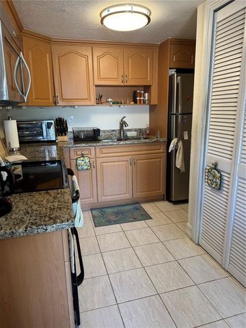 3453 CLARK 252, Sarasota, FL 34231