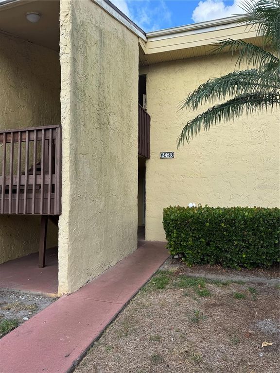 3453 CLARK 252, Sarasota, FL 34231