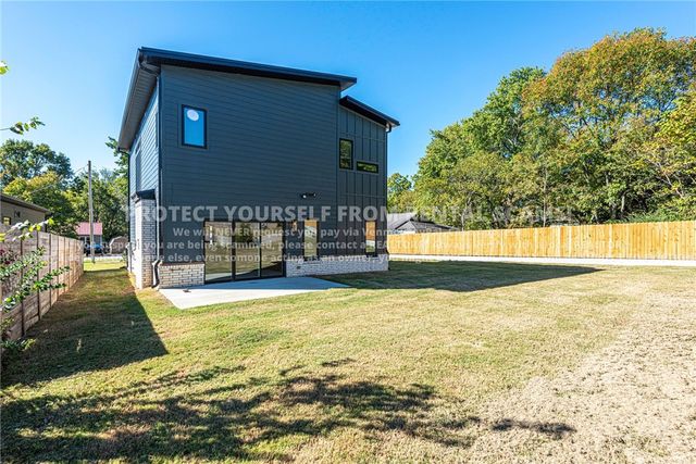 956 W Boone Street, Fayetteville, AR 72701