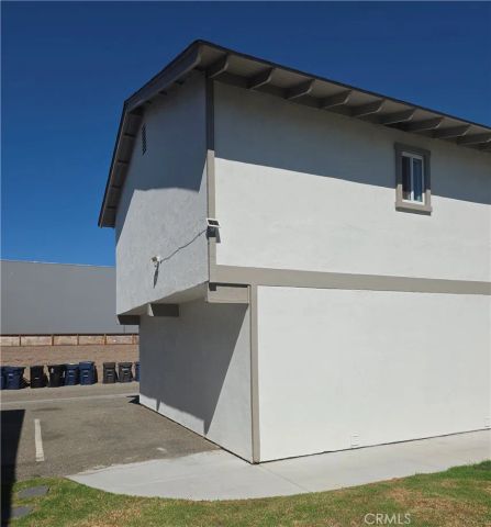 5561 Reno, Huntington Beach, CA 92649