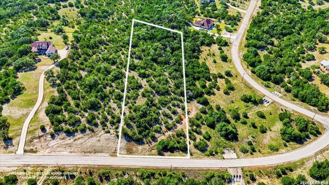 514 Canyon Rock Dr, Spring Branch, TX 78070