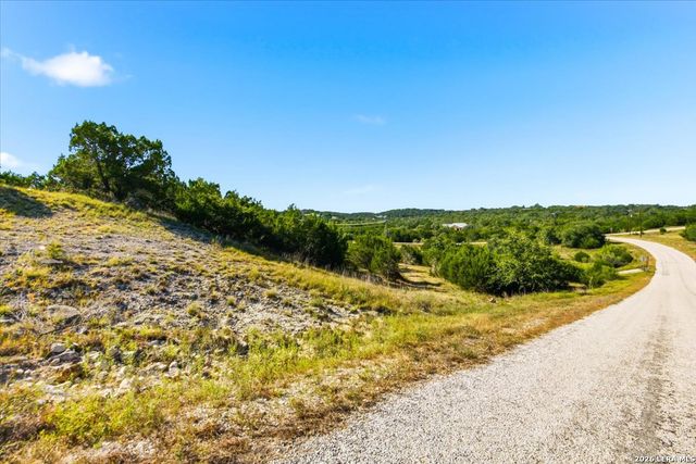 514 Canyon Rock Dr, Spring Branch, TX 78070