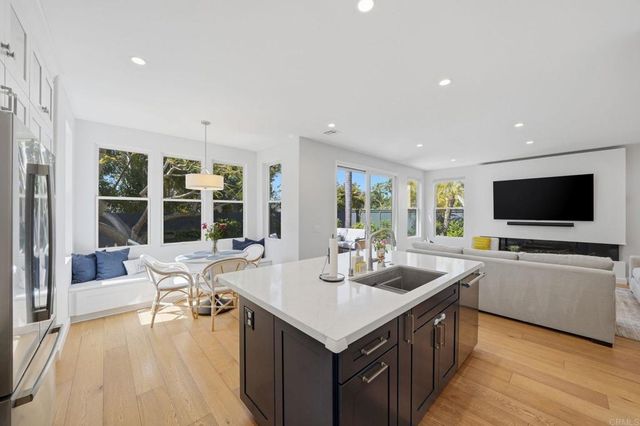 4939 Riding Ridge Road, San Diego, CA 92130