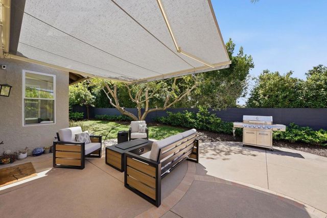 4939 Riding Ridge Road, San Diego, CA 92130