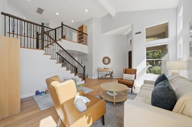 4939 Riding Ridge Road, San Diego, CA 92130