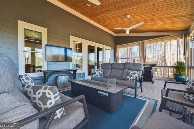 1071 Golf View Lane, Greensboro, GA 30642