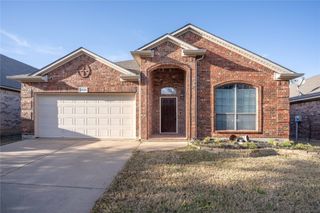 3224 Stonecrop Trail, Denton, TX 76226
