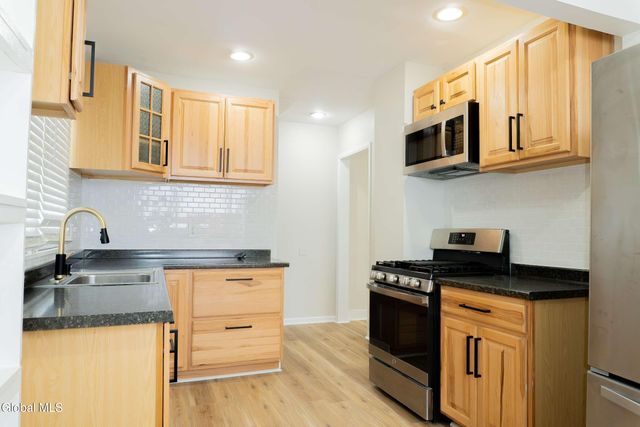 577 Ontario Street, Schenectady, NY 12306