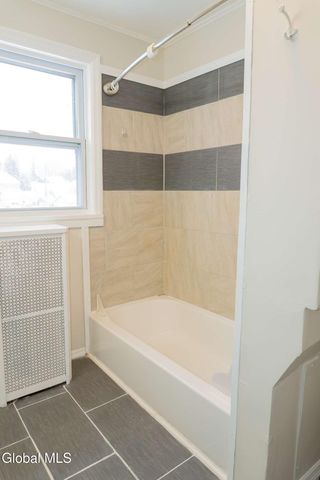 577 Ontario Street, Schenectady, NY 12306