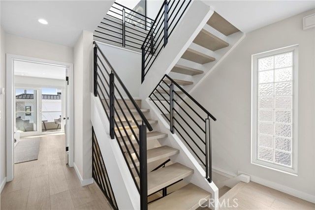 2520 Seaview Avenue, Corona Del Mar (newport Beach), CA 92625