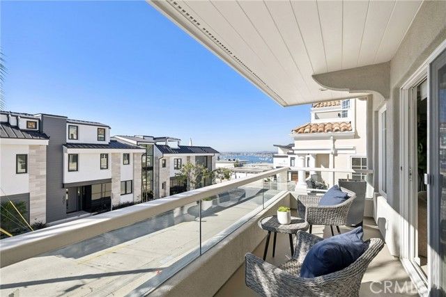 2520 Seaview Avenue, Corona Del Mar (newport Beach), CA 92625