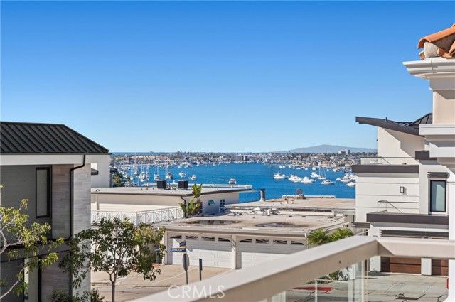 2520 Seaview Avenue, Corona Del Mar (newport Beach), CA 92625